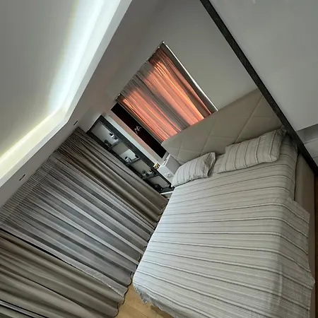 Apartment Markistaytirana Tirana